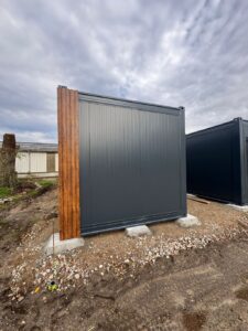 noodwoning prefhomes zijkant buiten