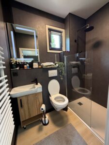 ingerichte badkamer modulaire unit